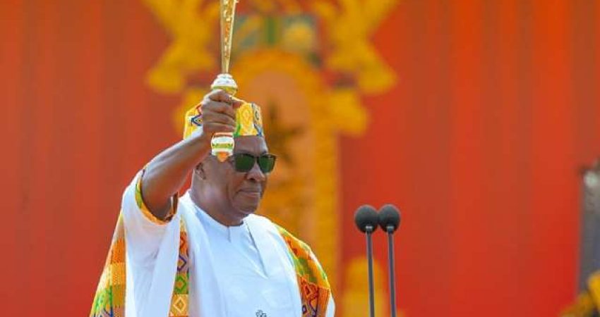 18202554146-k5fri7t2h0-president-john-mahama-raises-state-sword