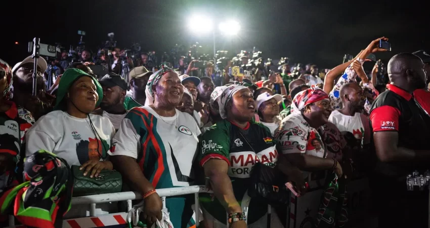 Ghana, Accra, 2024-12-7. Supporters of John Dramani Mahama gather for a speech after the Electoral commission announced him as the newly elected president of Ghana.
