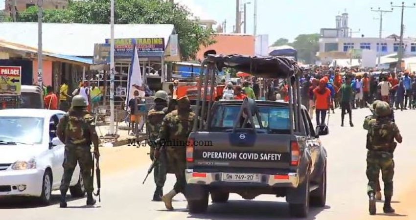 Military-at-Ejura-1